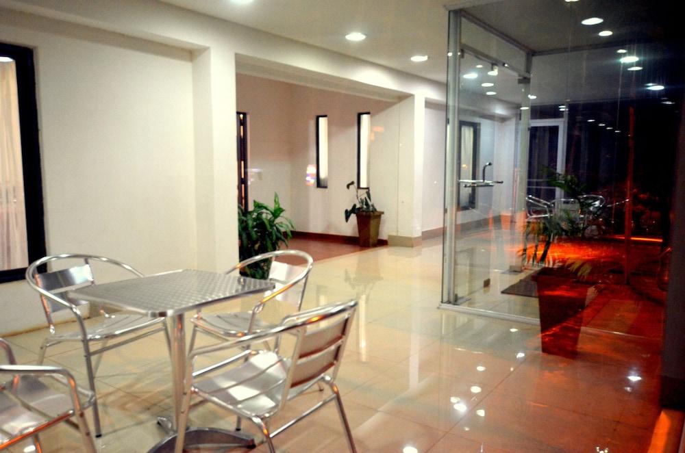 Hosteria Casa Blanca Iguazu Puerto Iguazú Eksteriør billede